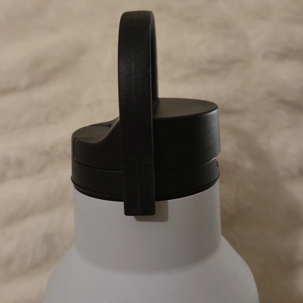 Corkcicle 20oz Sports Canteen Gradient Water Bottle - Black and  Lime Green - Picture 6 of 10